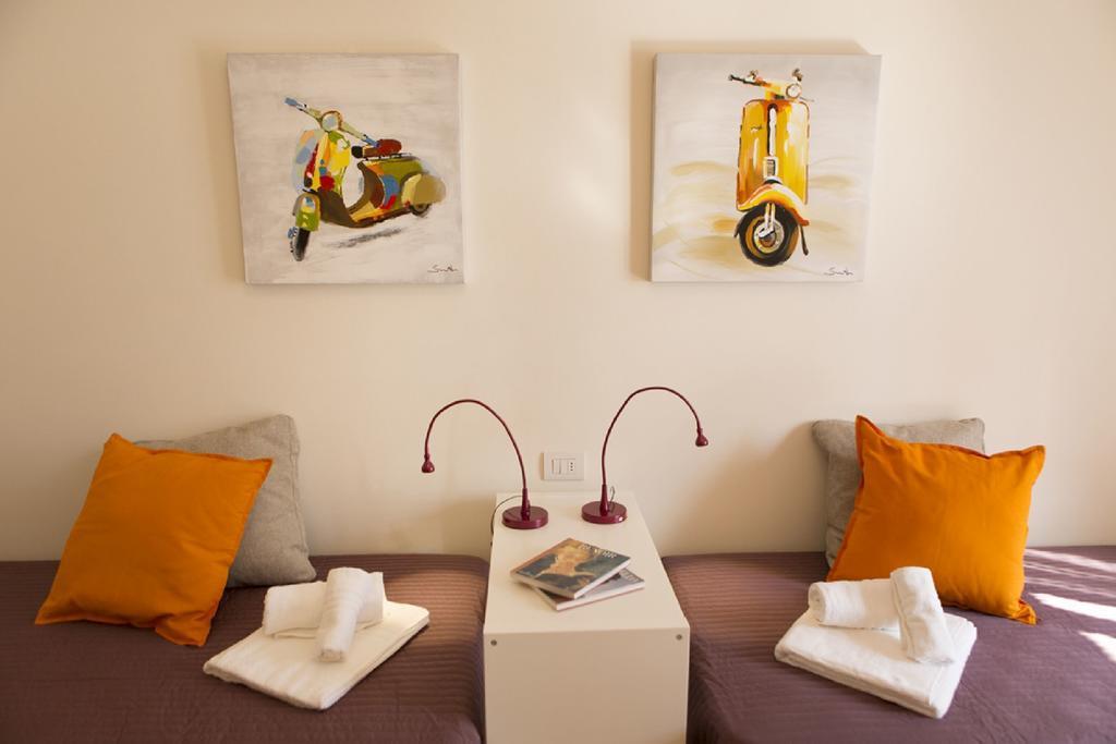 Fiera Monterosa 11 Apartment Milán Habitación foto
