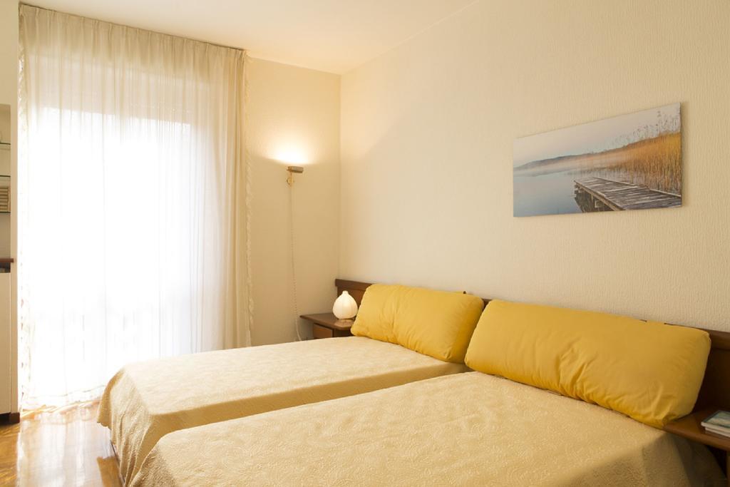 Fiera Monterosa 11 Apartment Milán Habitación foto